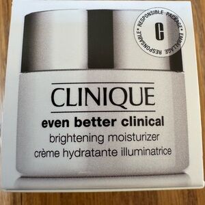 Clinique Even Better Clinical™ Brightening Moisturize